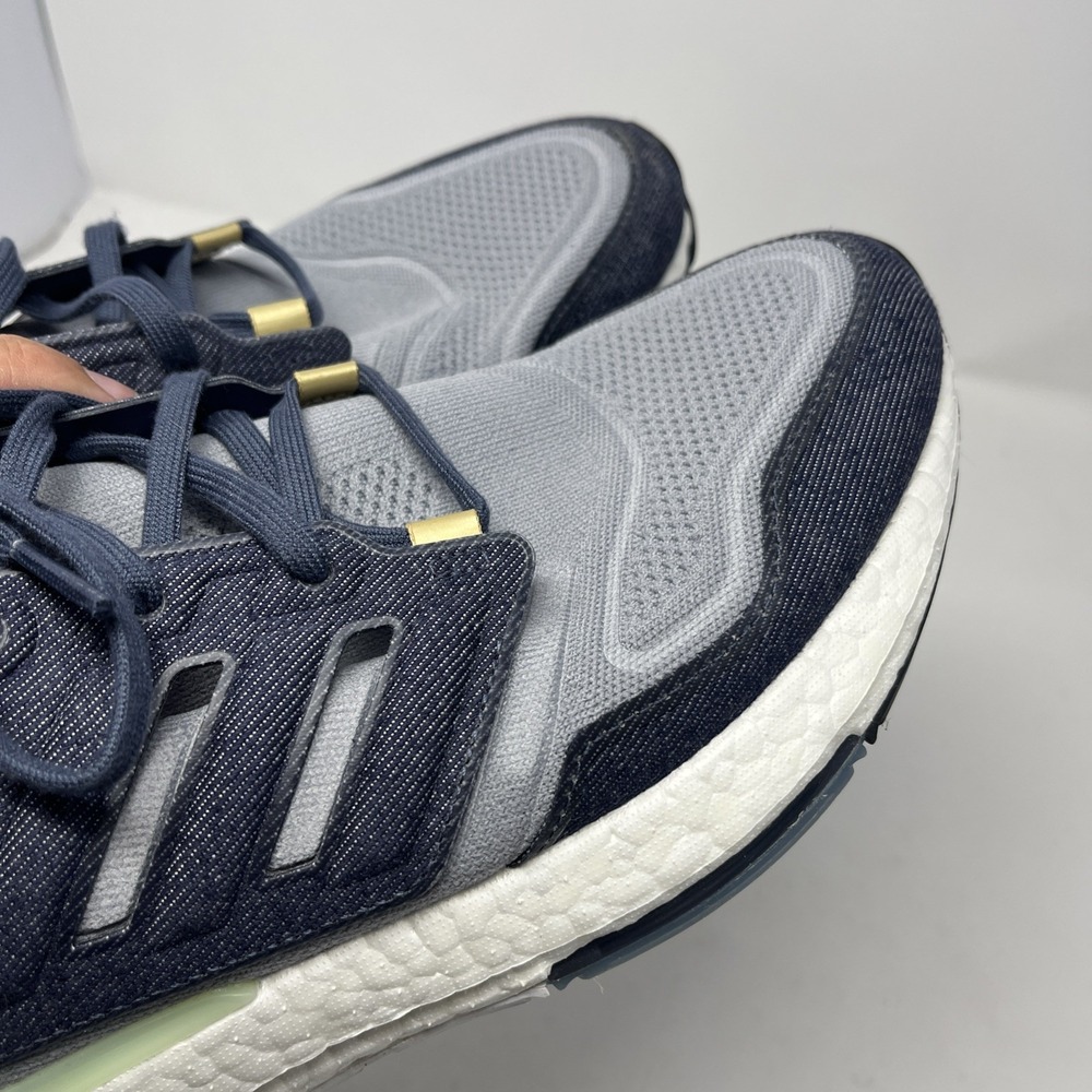 Adidas UltraBoost 22 Halo Silver/Shadow Navy/Linen Green GX9158 Men Sz 11.5 - Picture 9 of 12